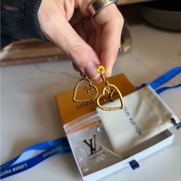 Gold Earrings - Picture 3 of 3